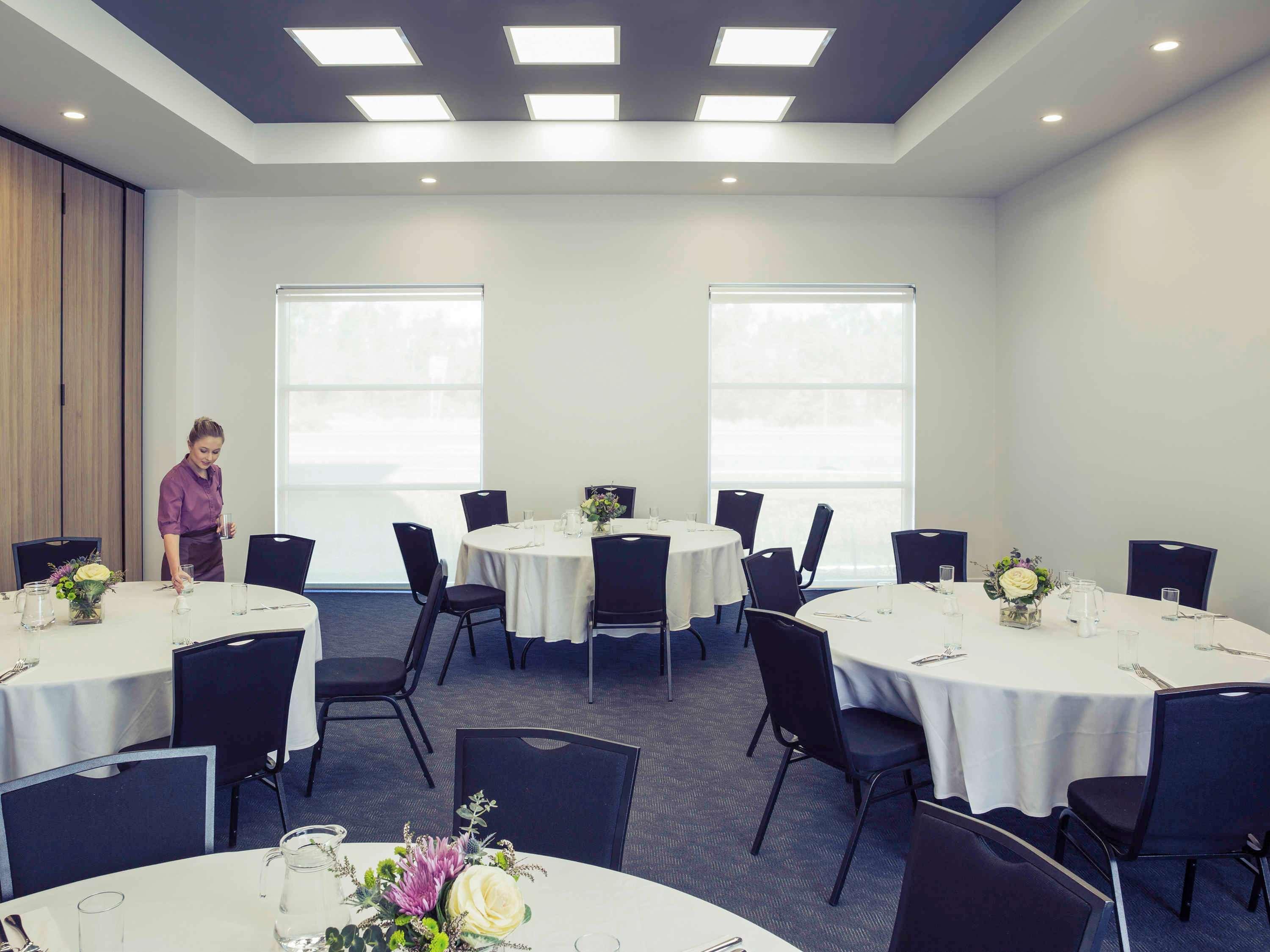 Mercure Newcastle Airport Exterior photo