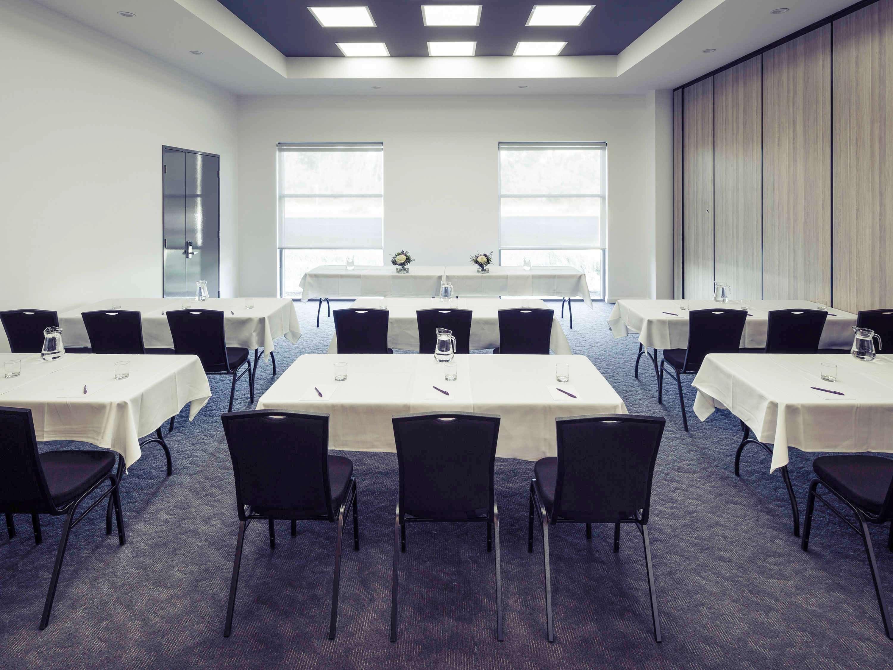 Mercure Newcastle Airport Exterior photo