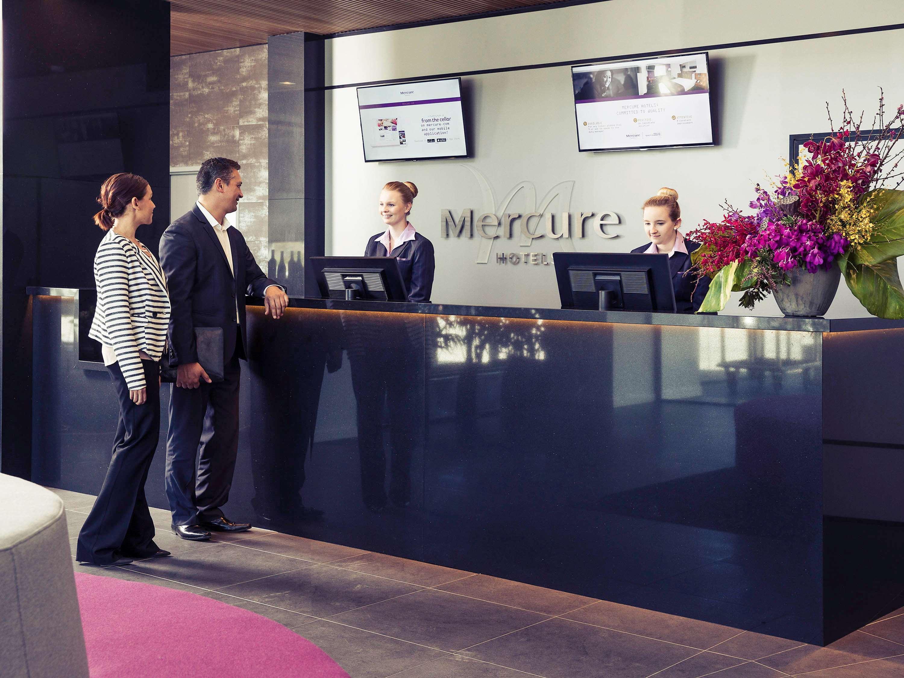 Mercure Newcastle Airport Exterior photo