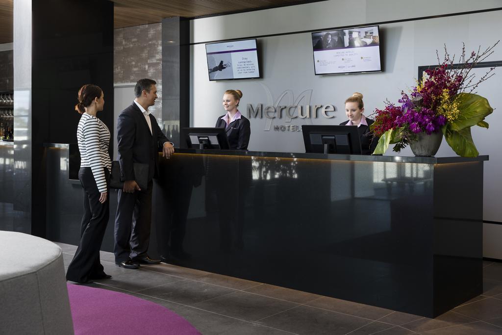 Mercure Newcastle Airport Exterior photo