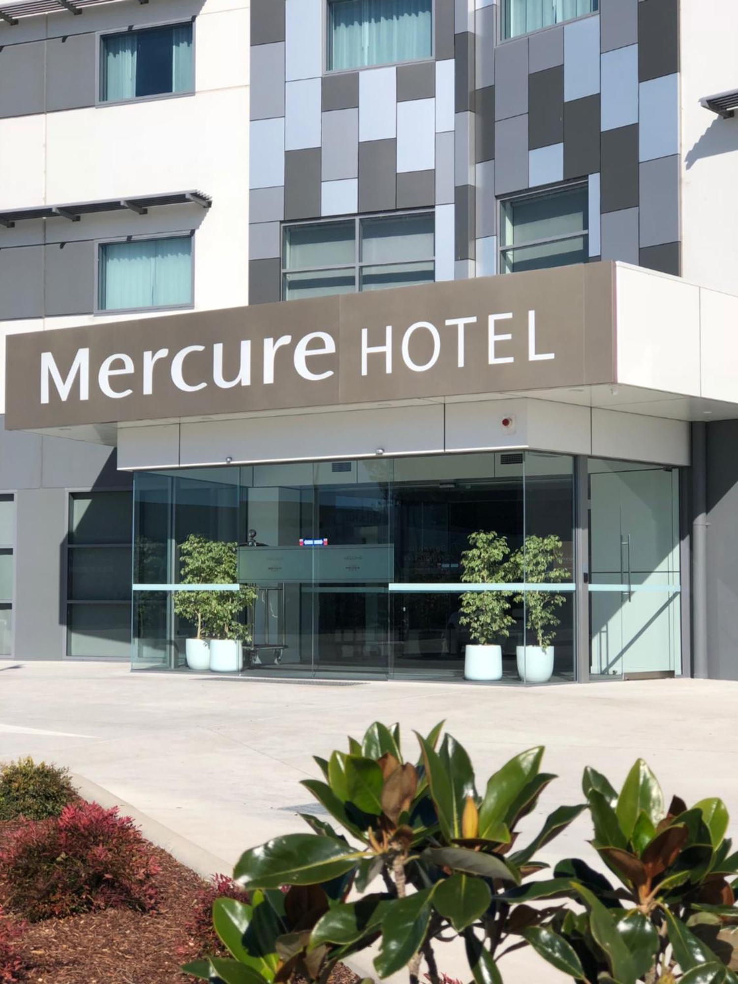 Mercure Newcastle Airport Exterior photo